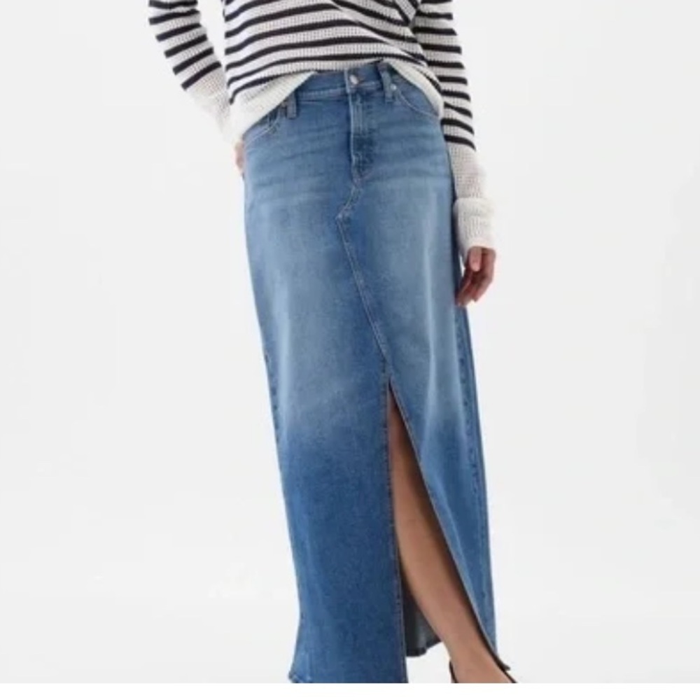 Gap Womens blue denim front slit maxi skirt 8/29